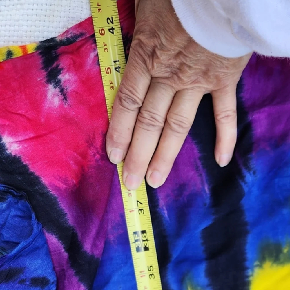 Tie‎ Dyed HUGE shawl/ serape/ beach cover - Picture 7 of 9
